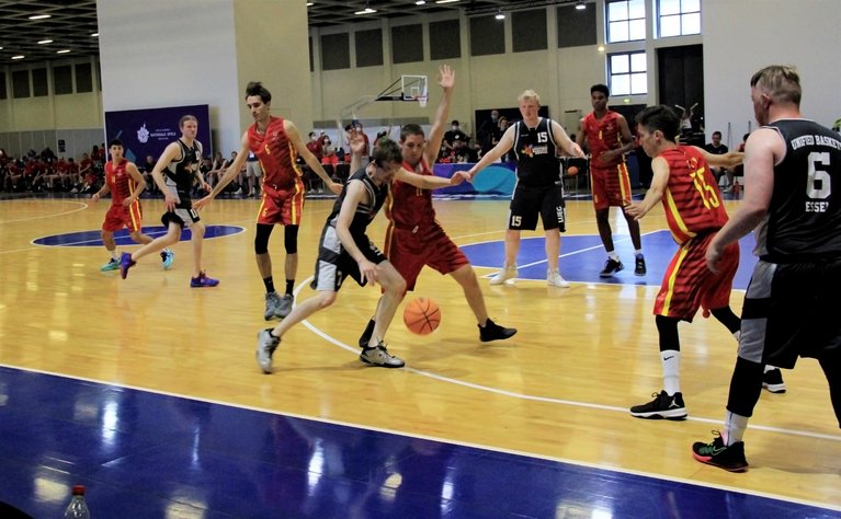 Unsere Unified-Basketball-Mannschaft hatte im Turnier viele schwere Gegner. Das tolle Team konnte sich aber über Platz 3 freuen.