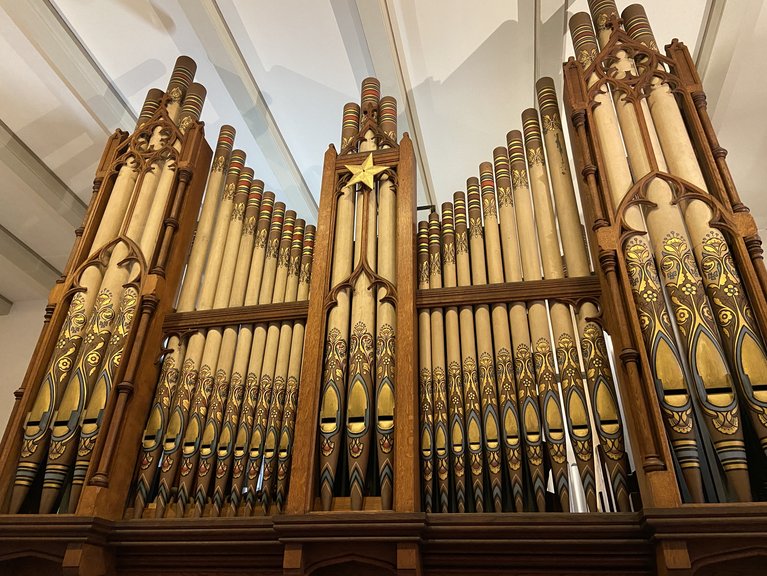 Die Orgel in unserer Kirche kann wieder gespielt werden.